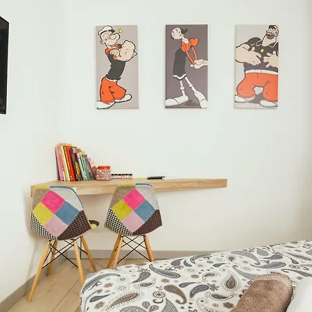 Chromotherapy House Apartment