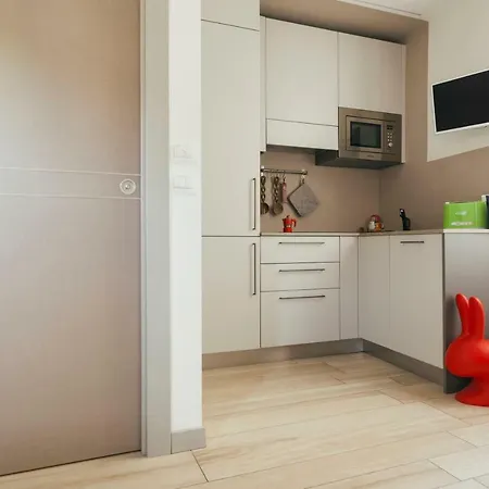 Apartment Chromotherapy House Milan