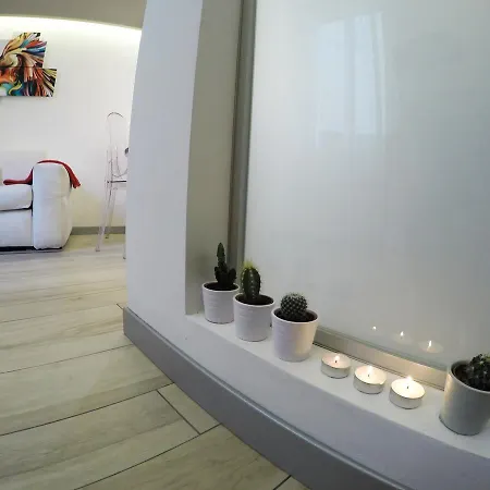Appartement Chromotherapy House *
