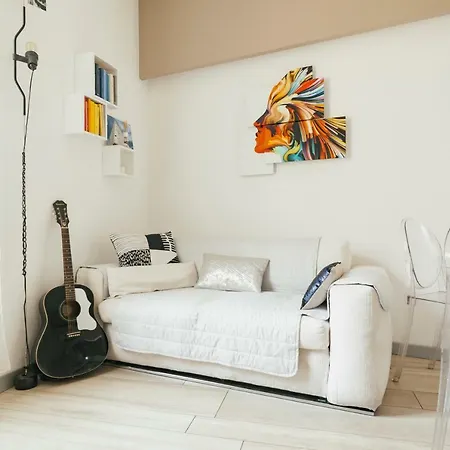 Chromotherapy House Daire